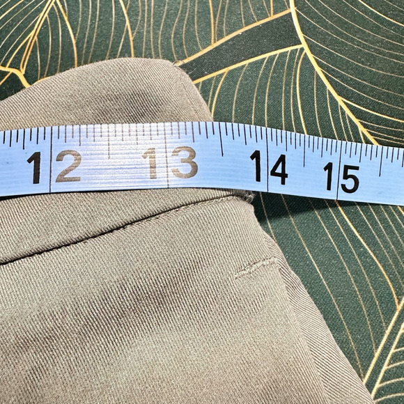 Lululemon Metropolis Maven High Rise Crop Pants Wide Leg Grey Sage Women 6 - Picture 5 of 11